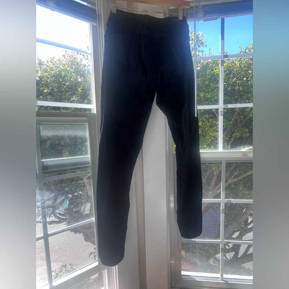 Paige Verdugo Skinny Jeans in black